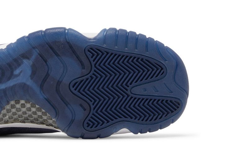 Jordan 11 Retro Midnight Navy (Women's)