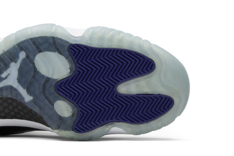 Jordan 11 Retro Low Concord