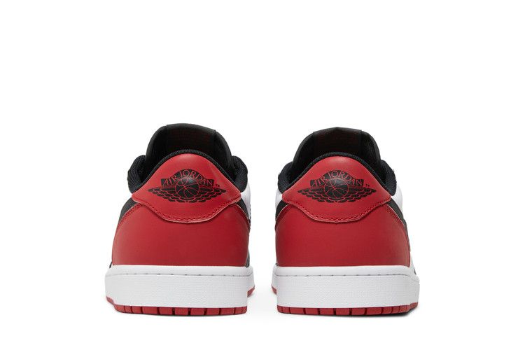 Jordan 1 Retro Low OG Black Toe (2023)