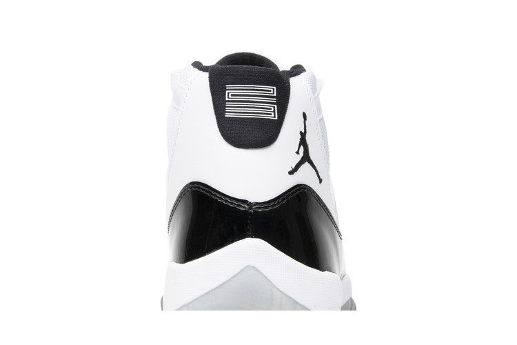 Jordan 11 Retro Concord (2011)