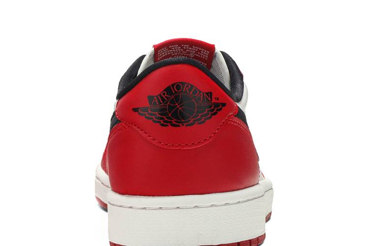 Jordan 1 Retro Low Chicago (2016)