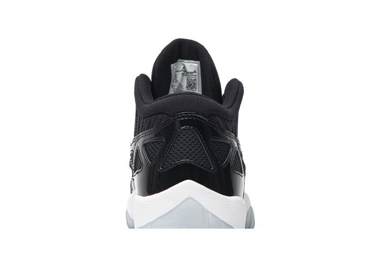 Jordan 11 Retro Low IE Space Jam