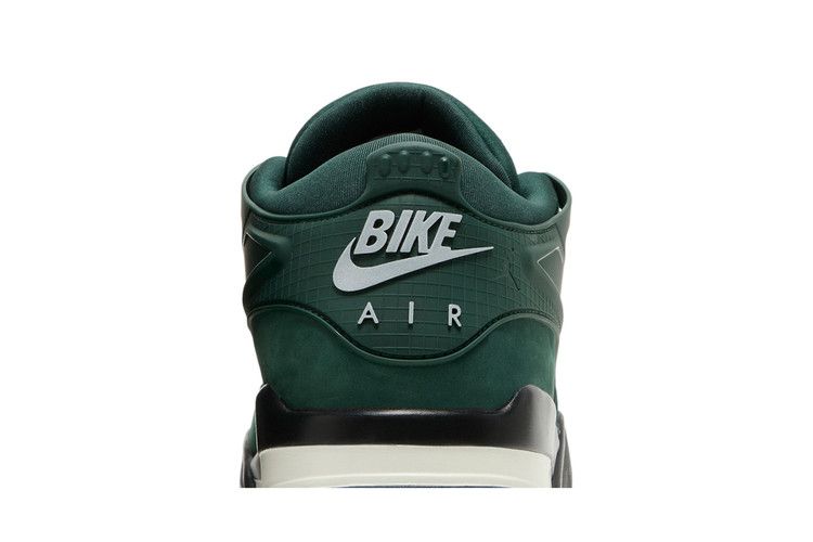 Jordan 4 RM SP Nigel Sylvester Grandma's Driveway