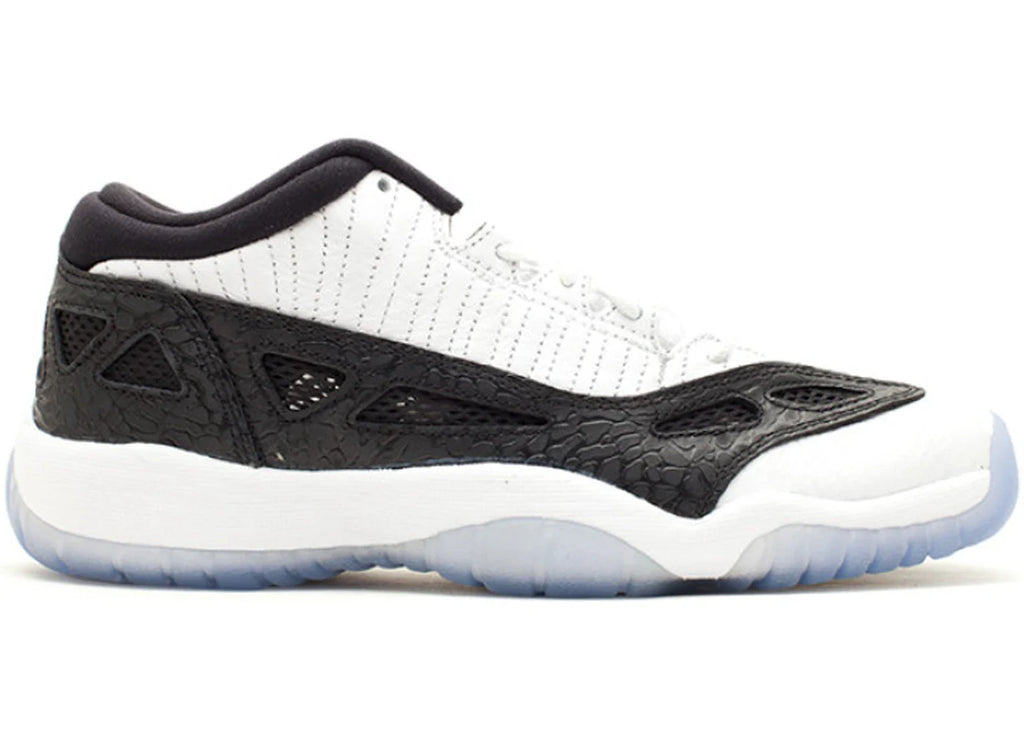Jordan 11 Retro Low IE White Black (2011) (GS)